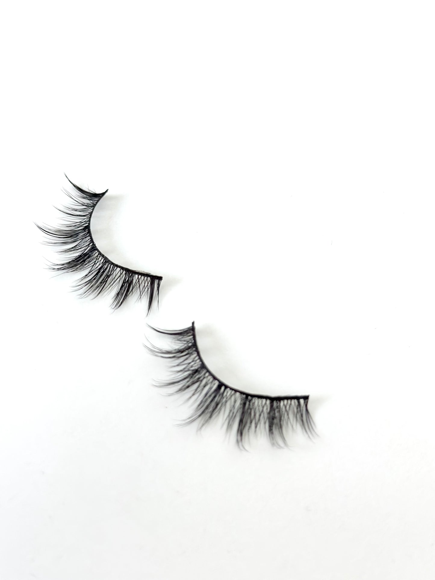Luna lashes + Glue