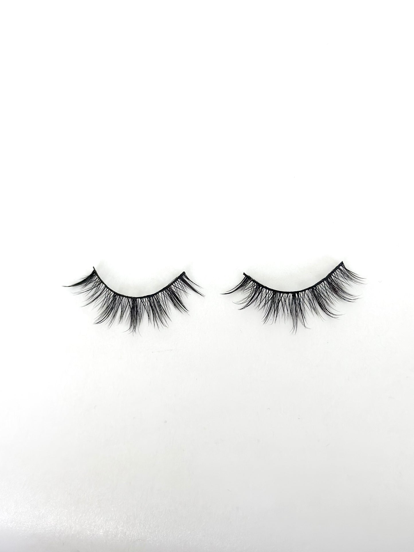 Luna lashes + Glue